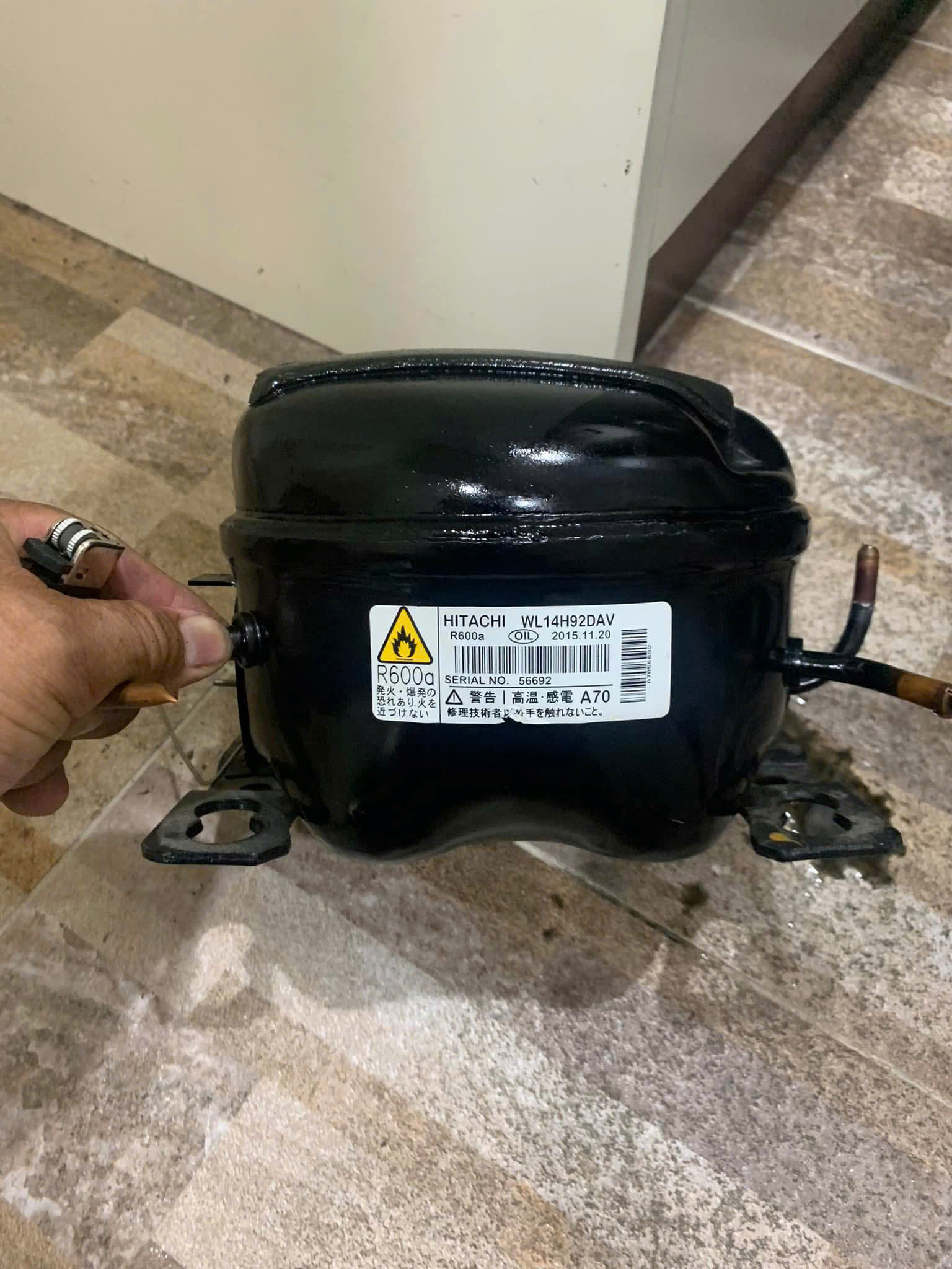 Tủ lạnh Hitachi nội địa Nhật hỏng lốc máy nén