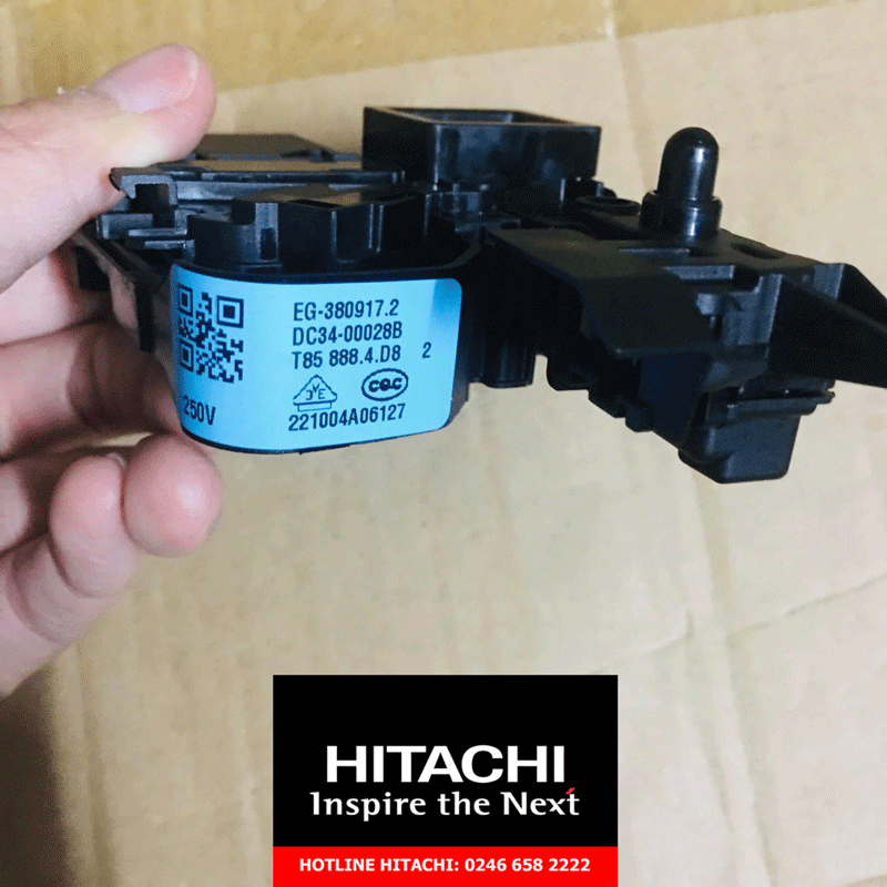 Công tắc cửa hitachi chính hãng với hóa đơn và nguồn gốc xuất xứ rõ ràng