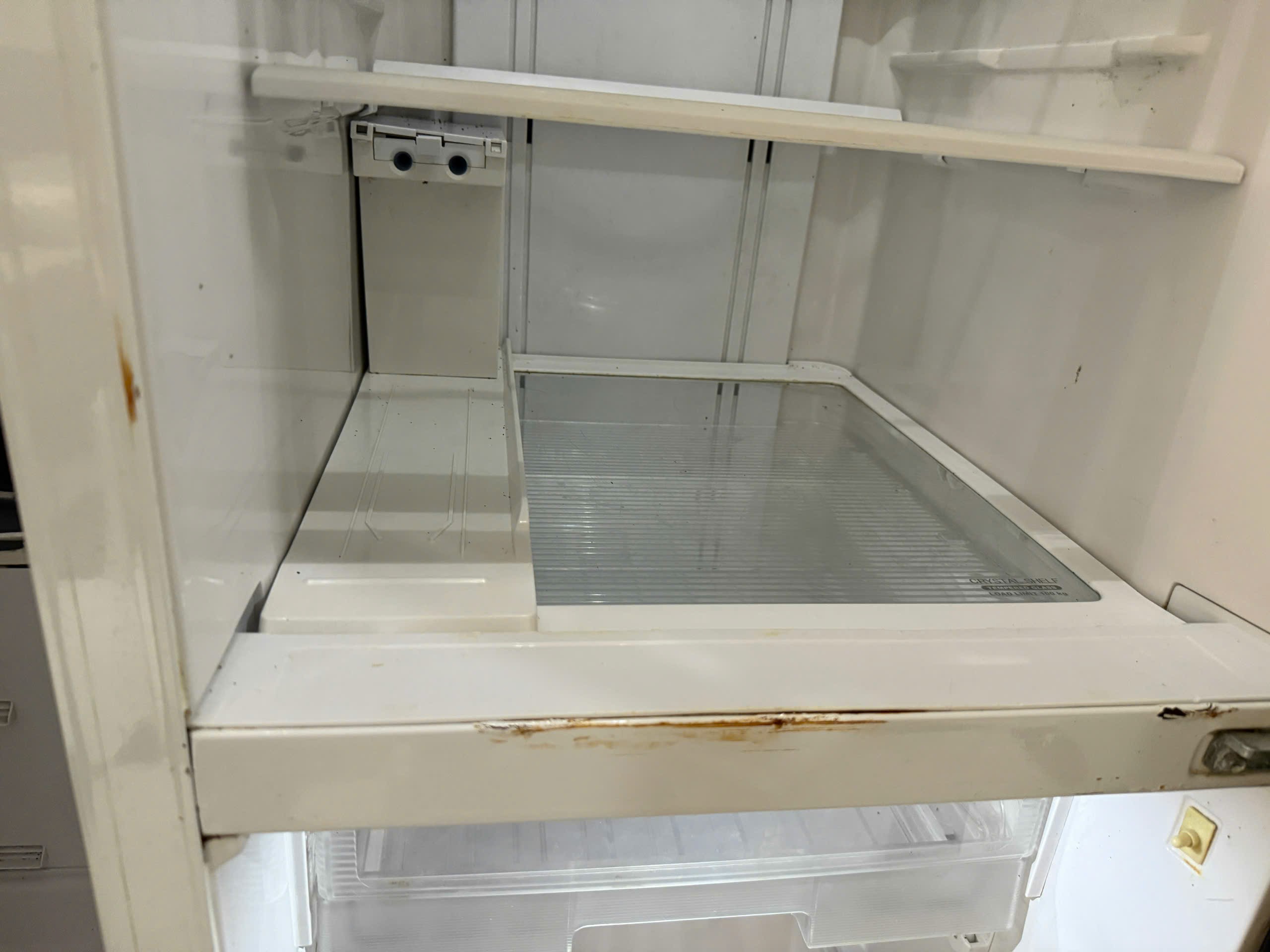 Xử lý dứt điểm các điểm bị bong tróc rỉ sét tránh các phát sinh hư hỏng