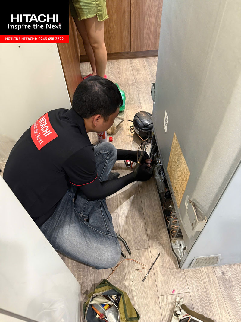 sửa chữa tủ lạnh hitachi tại nhà khu vực Mỹ Đình uy tín