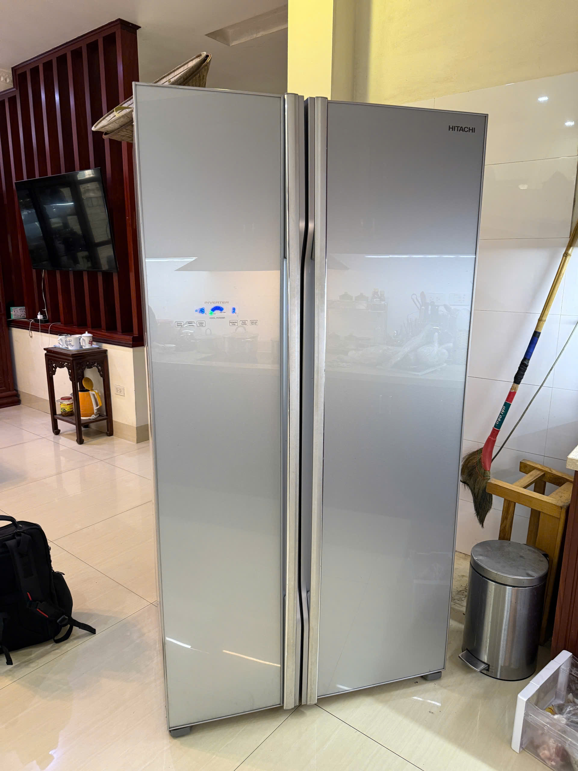Thua mua tủ lạnh Hitachi tại nhà giá tốt