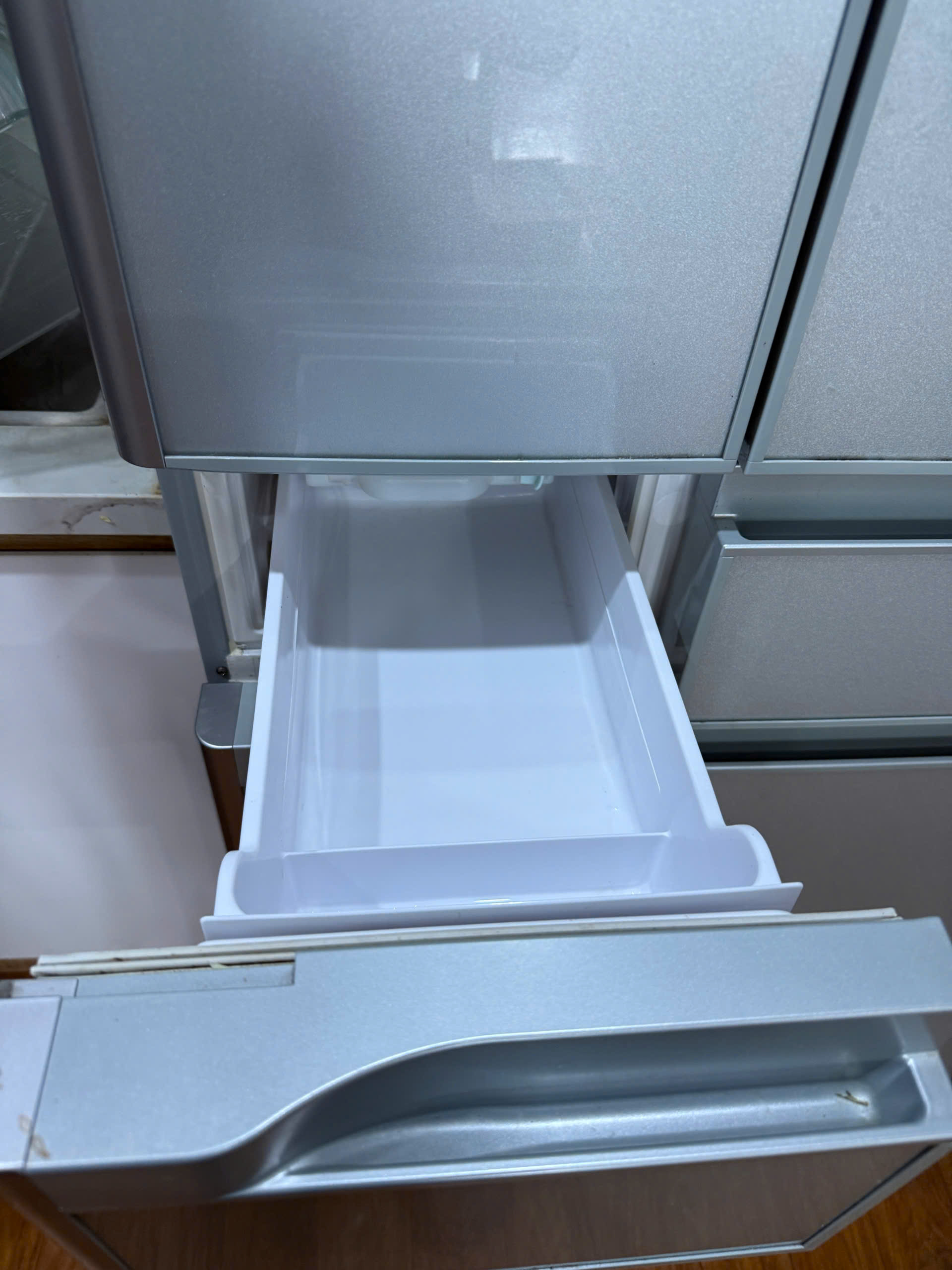 Tủ lạnh hitachi không làm đá viên