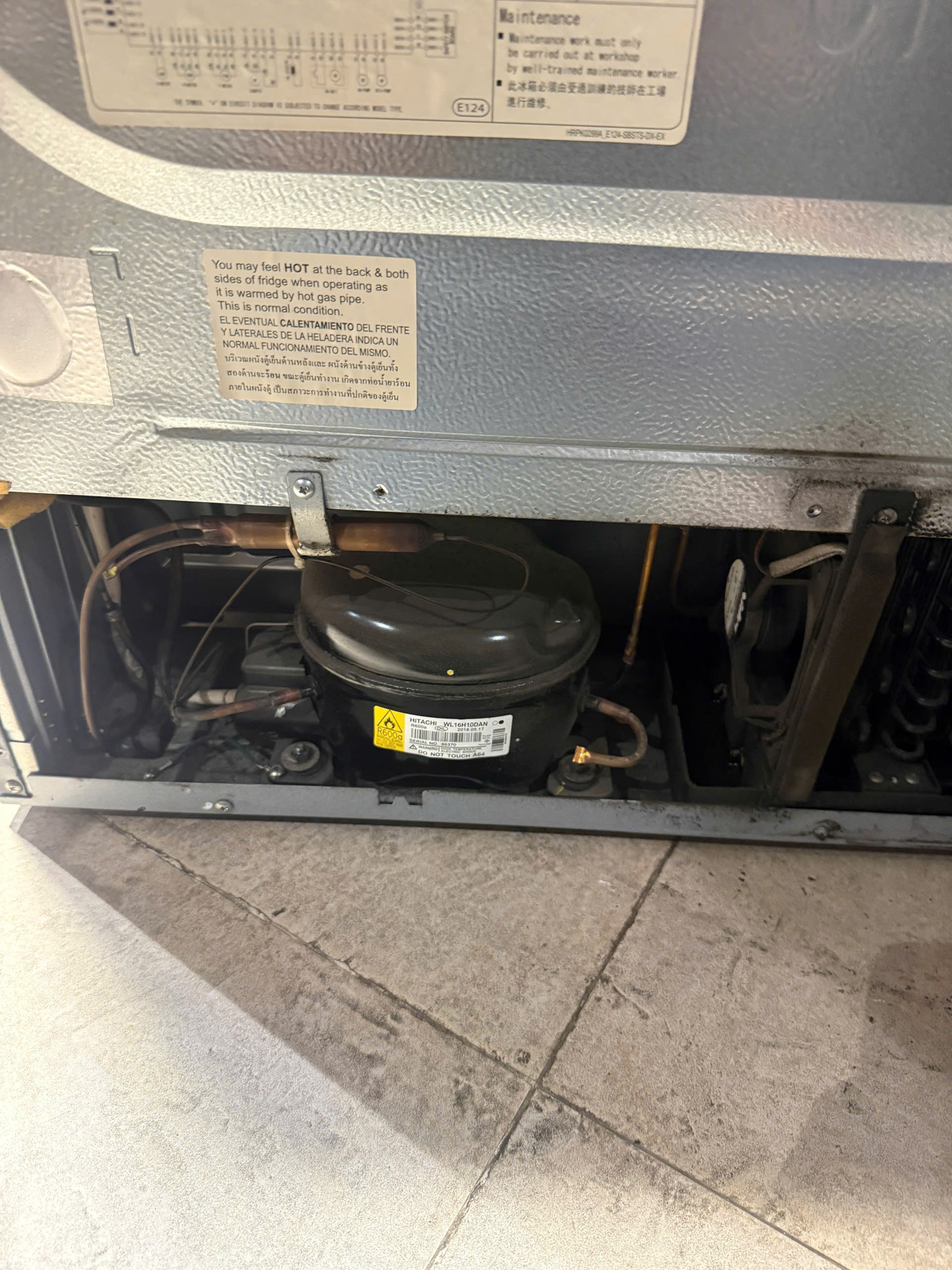 Lốc tủ lạnh hitachi inveter bị hư hỏng